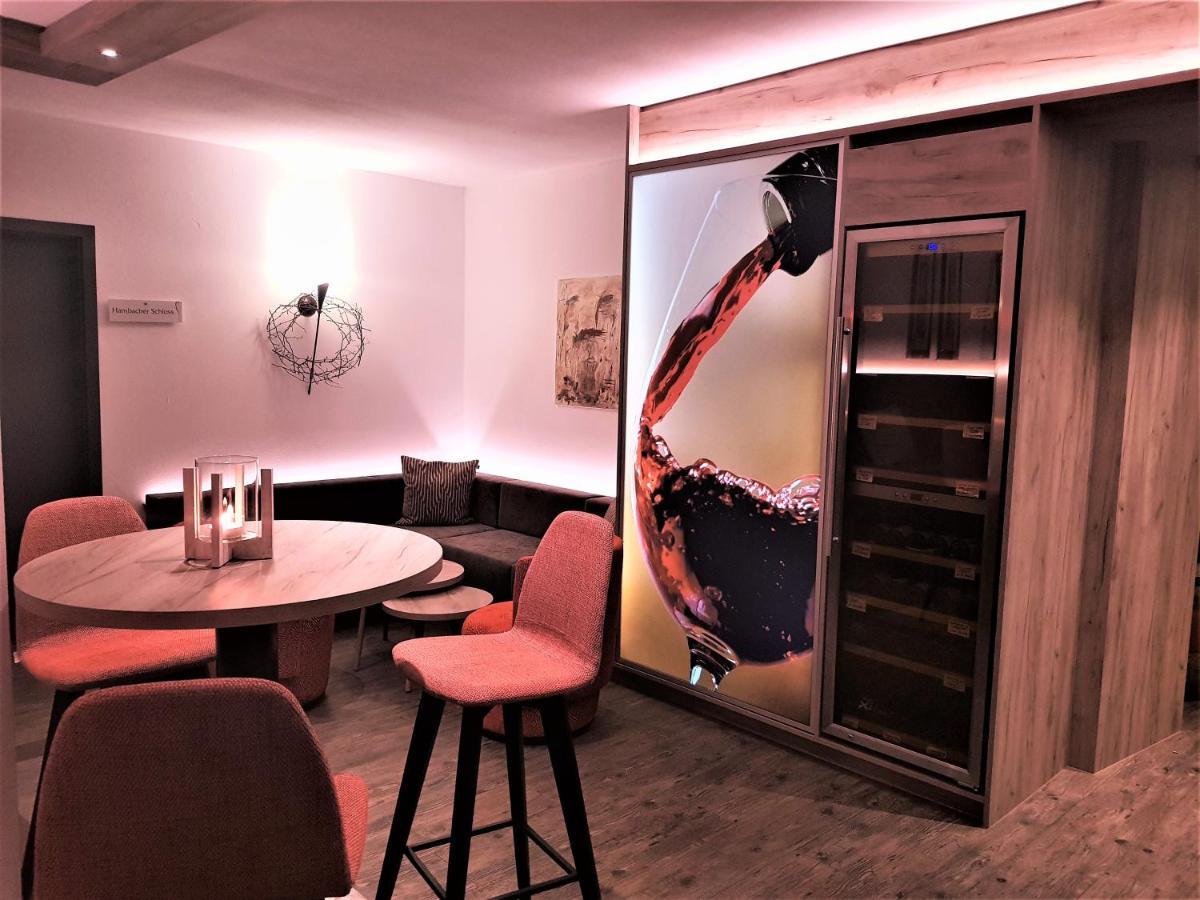 אדנקובן Hotel-Restaurant Pfaelzer Hof מראה חיצוני תמונה